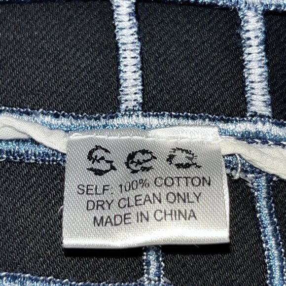 SEA NEW YORK GEOMETRIC EMBROIDERED CUT OUT PINTUCK TOP BLOUSE - EUC - Women's 8 - Picture 12 of 12